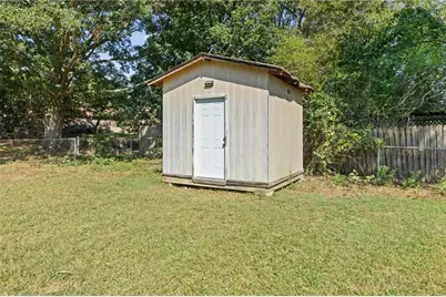 1064 Meadowbrook Lane NW, Conyers, GA 30012 - Photo 25