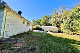79 Howell Dr SW, Atlanta, GA 30331 - Photo 7