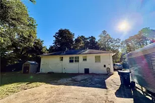79 Howell Dr SW, Atlanta, GA 30331 - Photo 5
