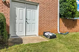 1130 Lewis Ridge Cir, Lawrenceville, GA 30045 - Photo 55