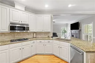 810 Millvale Pl, Lawrenceville, GA 30044 - Photo 17