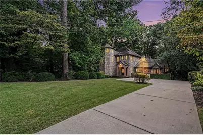 1488 Peachtree Battle Avenue NW, Atlanta, GA 30327 - Photo 59