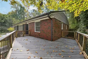 1201 Poplar Grove Dr NE, Atlanta, GA 30306 - Photo 3