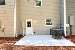 4029 Avalon Rd SW, Atlanta, GA 30331 - Photo 3