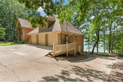 6576 Yacht Club Road, Flowery Branch, GA 30542 - Photo 7