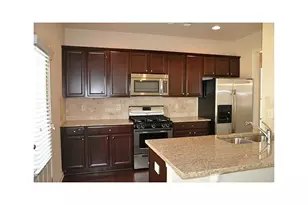 2545 Thackery Ct, Cumming, GA 30041 - Photo 3