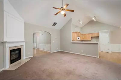 560 Golden Meadow Drive, McDonough, GA 30252 - Photo 5