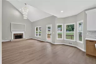 4432 Saddle Bnd Trl, Snellville, GA 30039 - Photo 19