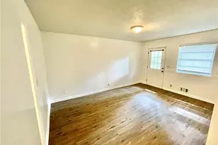 2906 Skyland Dr NE, Brookhaven, GA 30341 - Photo 5