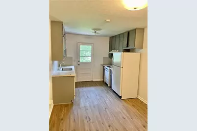 2906 Skyland Drive NE, Brookhaven, GA 30341 - Photo 3