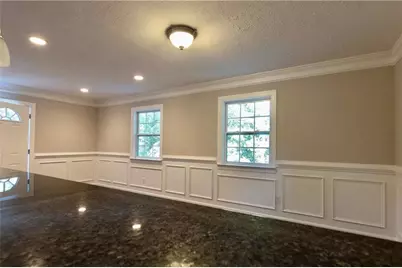 5507 Riverside Drive, Sugar Hill, GA 30518 - Photo 9