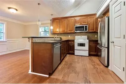 5507 Riverside Drive, Sugar Hill, GA 30518 - Photo 5