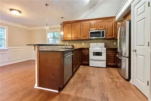 5507 Riverside Dr, Sugar Hill, GA 30518 - Photo 5
