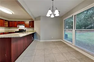 677 Longbow Ct, Stone Mountain, GA 30087 - Photo 5