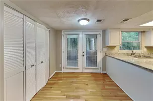 350 Ivy Mill Ct, Roswell, GA 30076 - Photo 7