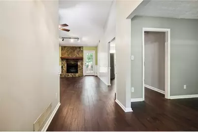 455 Barrington Drive W, Roswell, GA 30076 - Photo 5