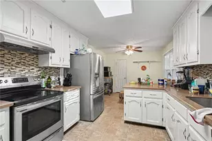 1204 Ridgecrest Dr, Winder, GA 30680 - Photo 3