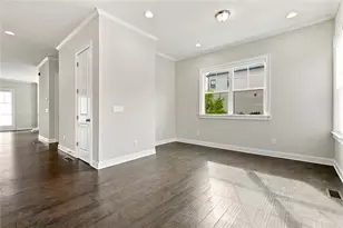 112 Harlow Cir, Roswell, GA 30076 - Photo 9