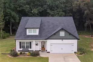 212 Live Oak Ln, Comer, GA 30629 - Photo 1