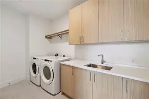 2425 Peachtree Rd, Atlanta, GA 30305 - Photo 23