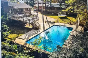304 W Lakeshore Dr, Carrollton, GA 30117 - Photo 35