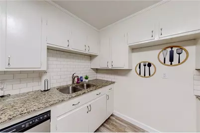 304 W Lakeshore Drive, Carrollton, GA 30117 - Photo 29