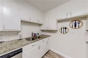 304 W Lakeshore Dr, Carrollton, GA 30117 - Photo 29