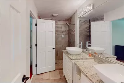 304 W Lakeshore Drive, Carrollton, GA 30117 - Photo 11