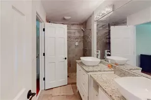 304 W Lakeshore Dr, Carrollton, GA 30117 - Photo 11