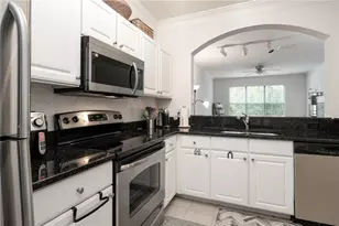 1128 Westchester Ridge NE, Brookhaven, GA 30319 - Photo 7