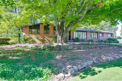2602 Cosmos Court NE, Atlanta, GA 30345 - Photo 3
