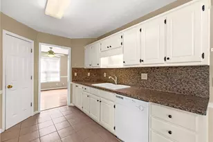 425 Freedom Dr, McDonough, GA 30252 - Photo 11