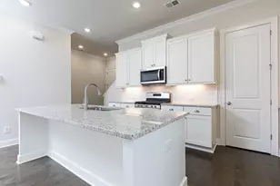 906 Farmstead Rd, Suwanee, GA 30024 - Photo 5