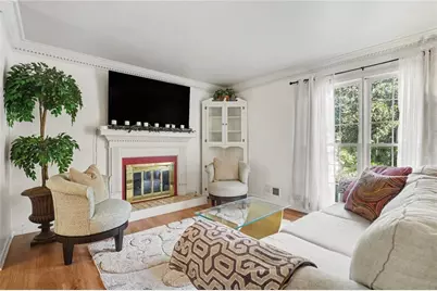 8880 Carroll Manor Drive, Atlanta, GA 30350 - Photo 7