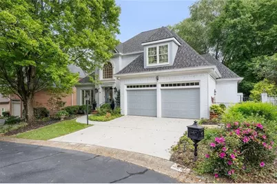 4581 Fountain Drive NE, Marietta, GA 30067 - Photo 3