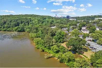 1021 Riverbend Club Drive SE, Atlanta, GA 30339 - Photo 27