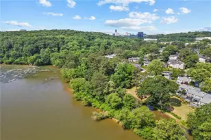 1021 Riverbend Club Dr SE, Atlanta, GA 30339 - Photo 27