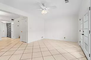 1021 Riverbend Club Dr SE, Atlanta, GA 30339 - Photo 9
