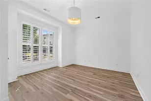 1043 Harvest Park Ln, Suwanee, GA 30024 - Photo 11