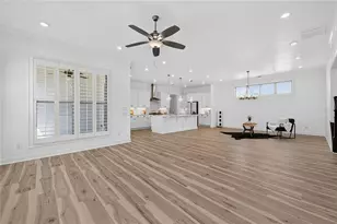 1043 Harvest Park Ln, Suwanee, GA 30024 - Photo 17