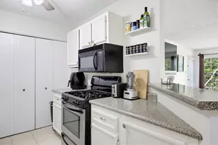 704 Country Park Dr SE, Smyrna, GA 30080 - Photo 17