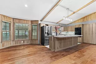 130 Versallies Dr NE, Calhoun, GA 30701 - Photo 5