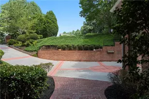 27 Wing Mill Rd, Atlanta, GA 30350 - Photo 3