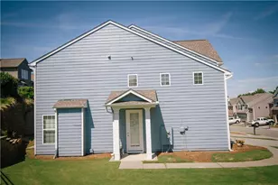 3317 Castleberry Village Cir, Cumming, GA 30040 - Photo 3