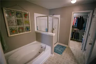 3317 Castleberry Village Cir, Cumming, GA 30040 - Photo 29