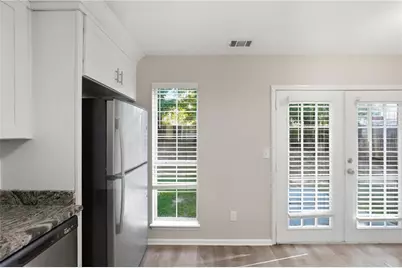 6449 Eastbriar Drive, Lithonia, GA 30058 - Photo 9