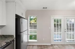 6449 Eastbriar Dr, Lithonia, GA 30058 - Photo 9
