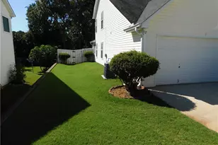 214 Summer Hill Cir, Stockbridge, GA 30281 - Photo 3