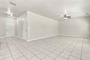 35 Olivia Wy, Covington, GA 30016 - Photo 5