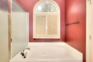 1821 Wesleyan Ln, Loganville, GA 30052 - Photo 37
